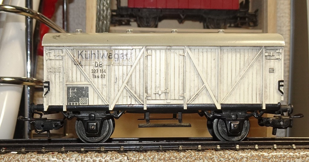 メルクリン 4508 冷凍車 煤入にカラーリングが施されています拍卖