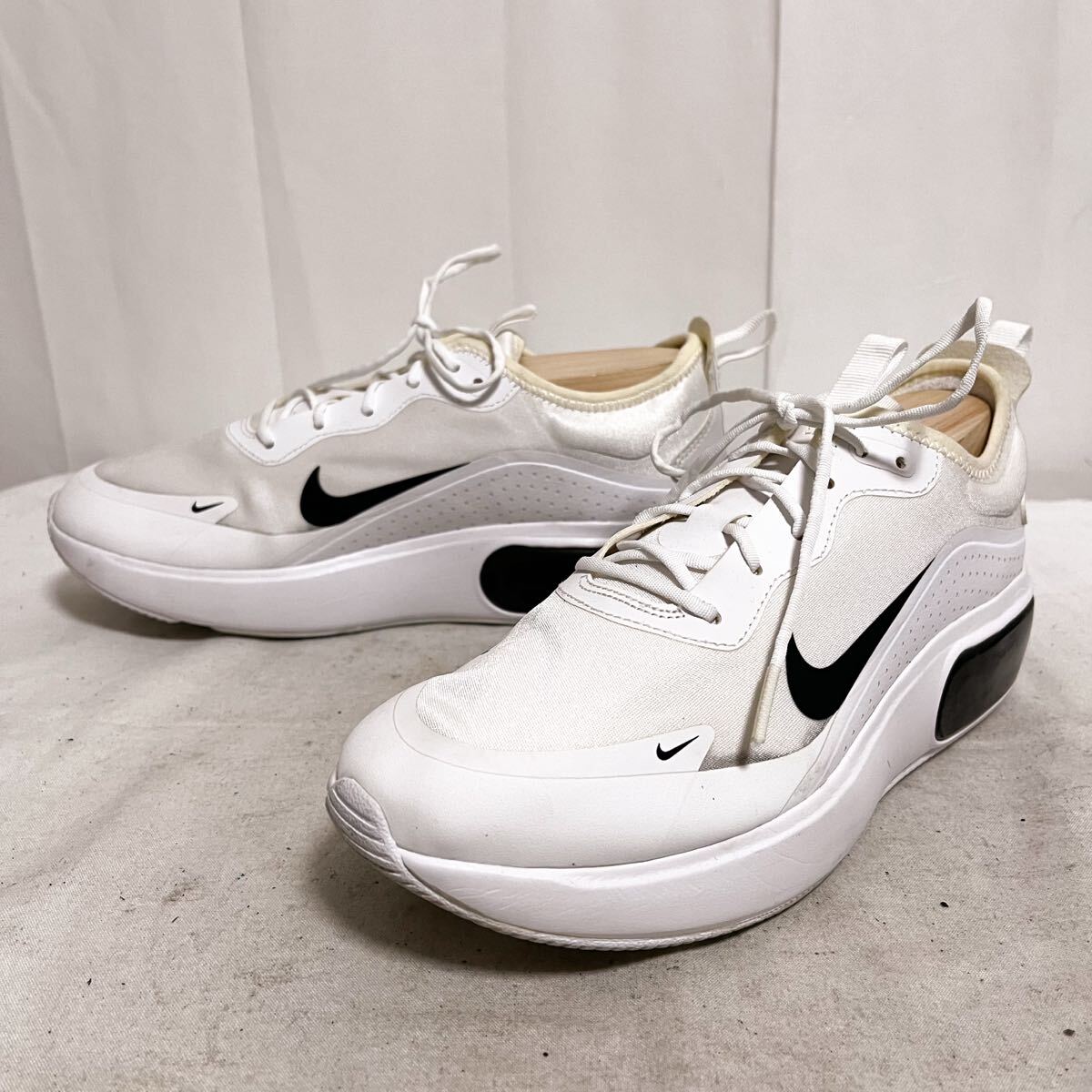 和865★① NIKE W AIR MAX DIA ナイキ エアマックス ディア スニーカー シューズ 24.5 ホワイト レディース拍卖