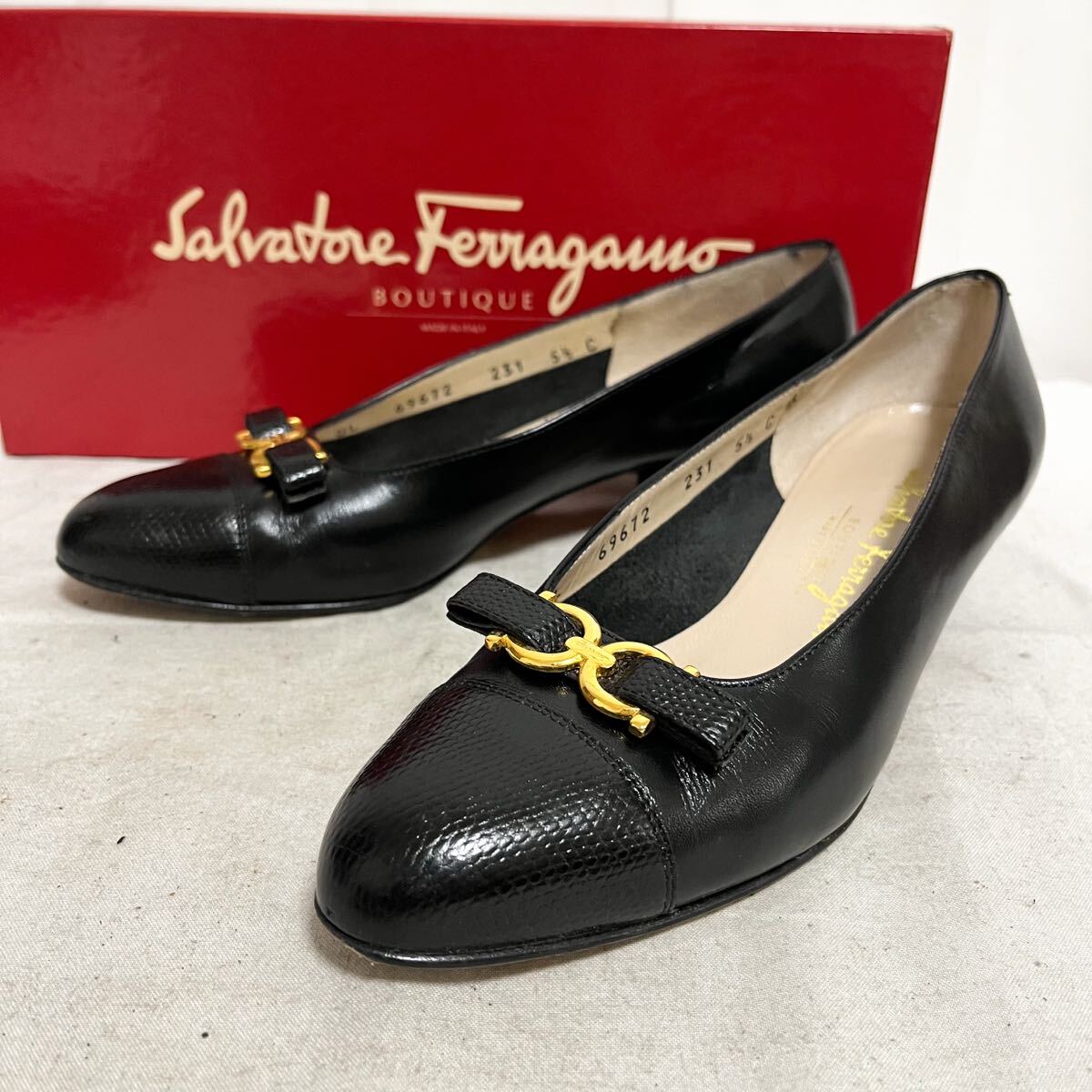 和866★① Salvatore Ferragamo サルヴァトーレフェラガモ レザー パンプス ガンチーニ シューズ 5.5 C ブラック レディース拍卖