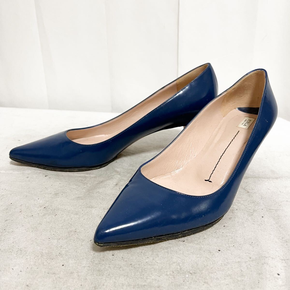和868★ FURLA フルラ レザー パンプス ヒール シューズ イタリア製 38 ネイビー レディース拍卖