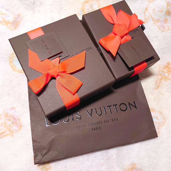 空箱2個 紙袋1枚 LOUIS VUITTON ルイヴィトン ※空箱2点 紙袋1点 保存袋 箱のみ ブラウン リボン拍卖