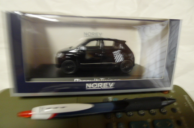 ノレブ ルノー Twingo ”Urban night” 2021拍卖