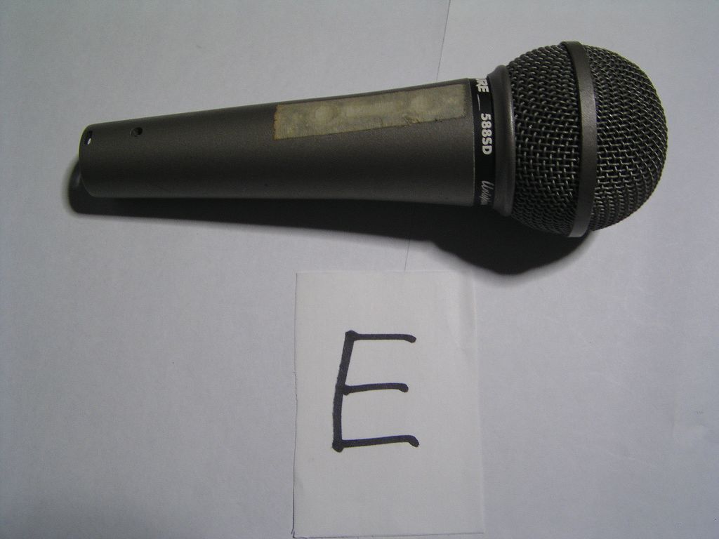 ★ダイナミックマイク・シュアー SHURE 588SD (スイッチなし)中古動作品E拍卖