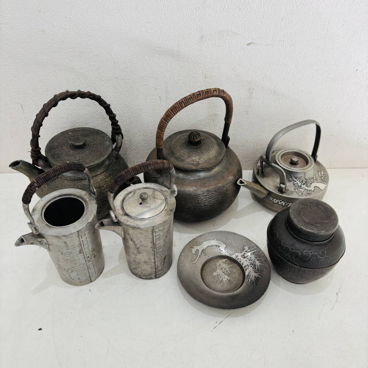 茶器 酒器 7点 まとめ 茶筒 茶托 急須 ちろり 金属工芸 茶道具 煎茶道具 骨董 古民具 古道具 NC2418M拍卖