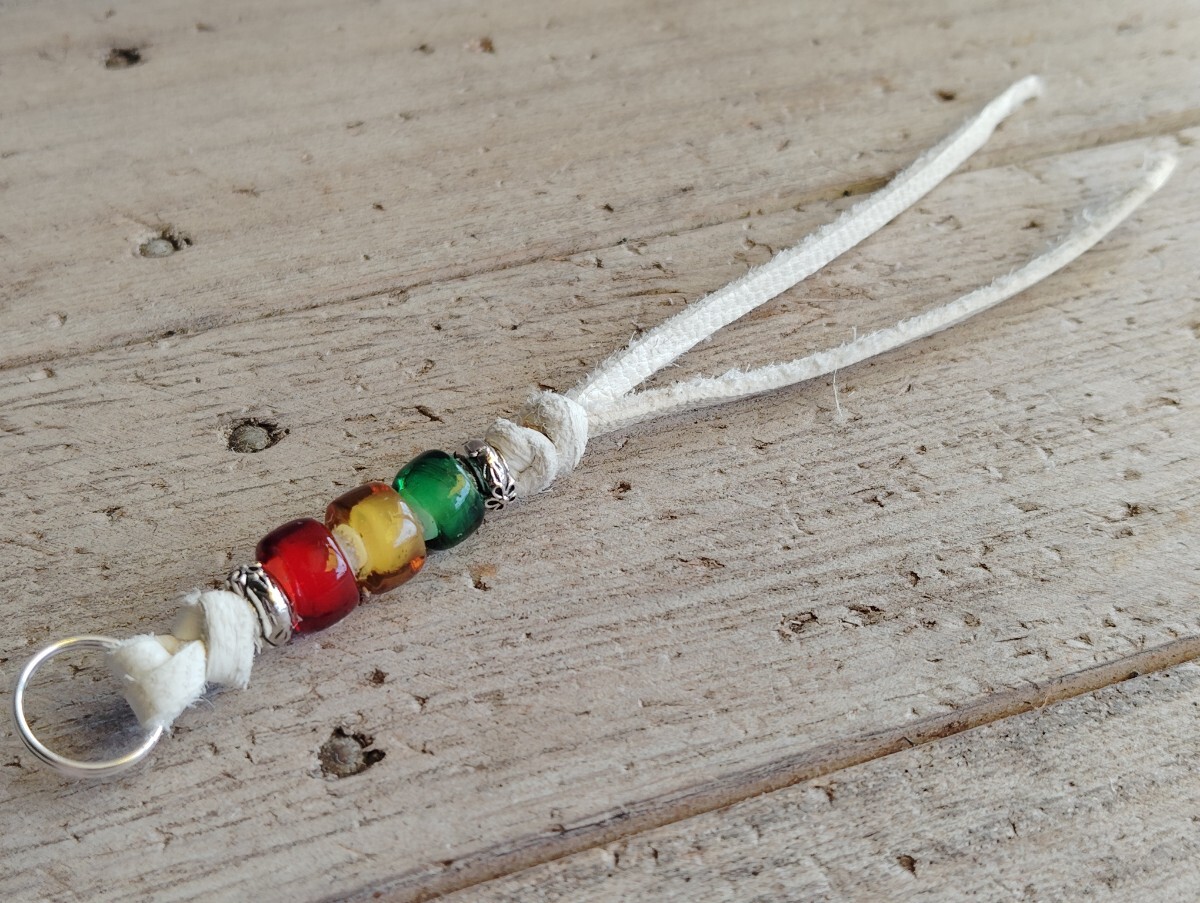 アンティークビーズ ホワイトハーツ ファスナー引き手 キーホルダー 革ジャン バッグ ポーチ リュック1088拍卖