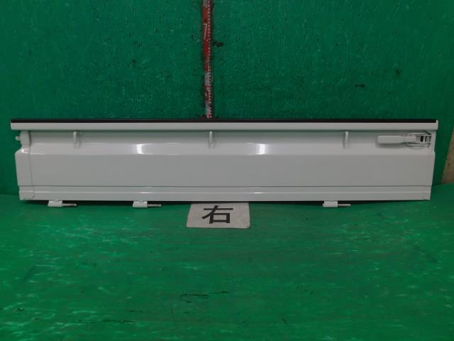 キャリィ 3BD-DA16T 右アオリ スーパーキャリィX 4WD R06A 26U 67100-82MF1拍卖