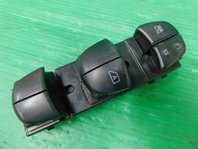 セレナ DBA-FC26 パワーウインドウスイッチ ハイウェイスター Vセレクション MR20DD LAE 25401-1VA7D拍卖