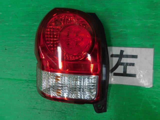 ポルテ DBA-NCP141 左テールランプ G 1NZ-FE 070 81560-52A30拍卖