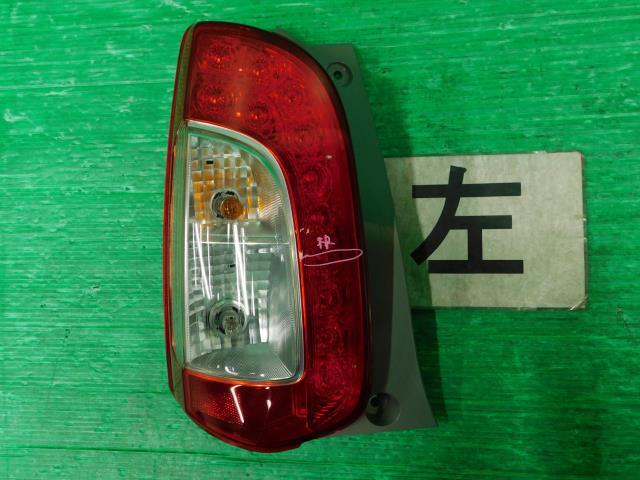 パッソ DBA-KGC30 左テールランプ X 1KR-FE W24 81560-B1120拍卖