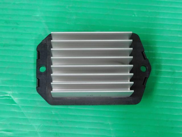 フィット DBA-GE6 ヒーターレジスター L Fパッケージ L13A NH624P 077800-0970拍卖