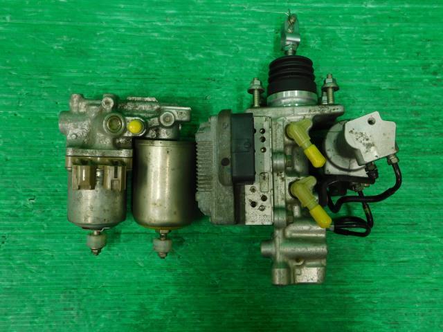 シエンタ DAA-NHP170G ABSアクチュエーター ハイブリッドG 7人 1NZ-FXE 4X4 47050-52280拍卖