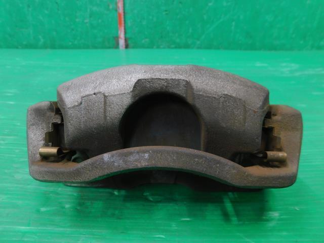 フィット DAA-GP5 右Fキャリパー ハイブリッド Sパッケージ LEB-H1 NH624P 45018-T5C-010拍卖