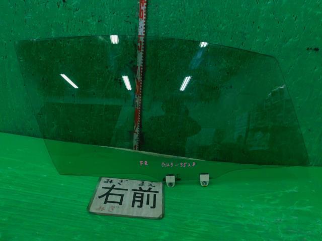 フィット DBA-GK3 右Fドアガラス 13G Lパッケージ L13B B593M拍卖
