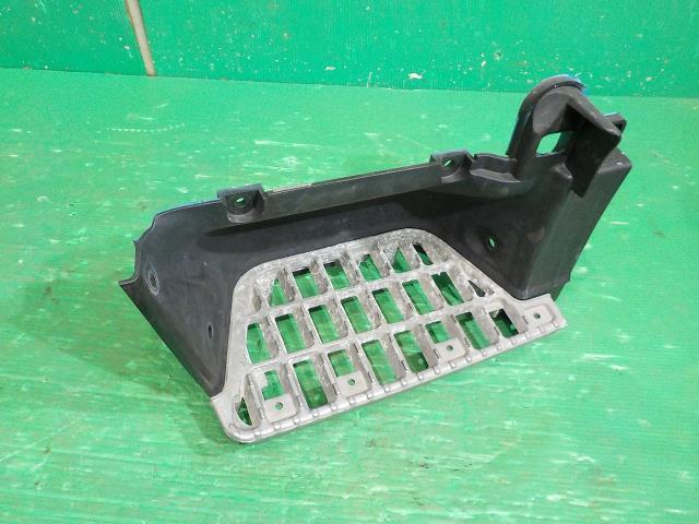 エルフ KR-NPR81LZ 右サイドステップ ワイド3.5T 24V 4HL1 729 8-97867-968-1/8-97892-965-1拍卖