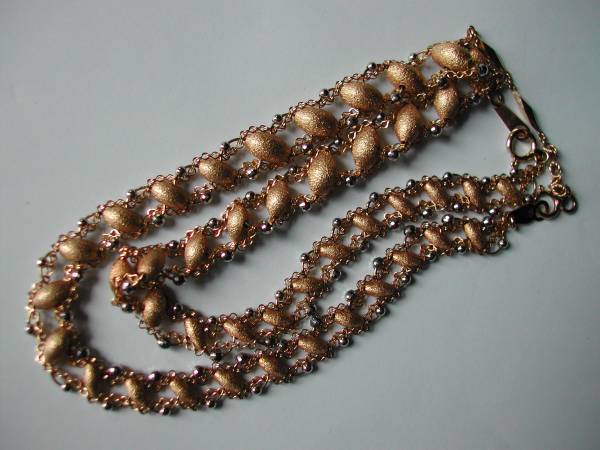 お買い得 本物の K18 でキラキラで豪華です 喜平 好きなかたにも デザインネックレス かなりお安いと思います。拍卖