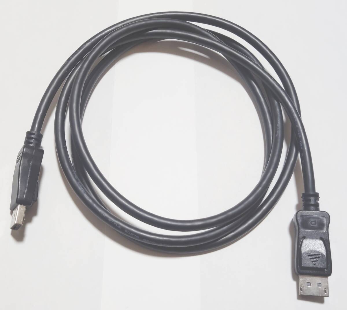 【中古品・送料無料】 ノンブランド ディスプレイポートケーブル 1.7m拍卖