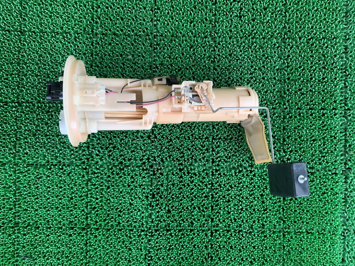 ●即決値段●動作OK● Z3-2 ダイハツ テリオスキッド J131G J111G フューエルポンプ 燃料ポンプ ガソリンポンプ 23210-87402拍卖