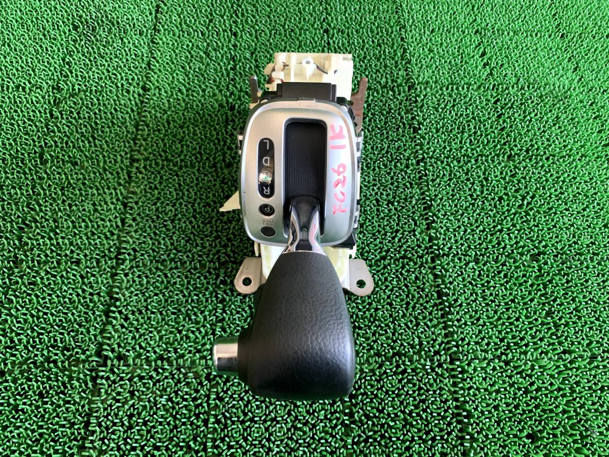 ●即決値段●①Z3-3日産 セレナ FC26 HFC26 C26 シフトレバー ATシフトチェンジレバー オートマチェンジレバー AT拍卖