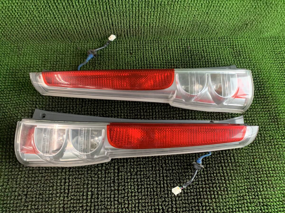 ●即決値段●動作OK●Z8-8スバル ステラ カスタム RN1 RN2 純正 テールランプ 左右 テールライト テールレンズ ストップランプ拍卖