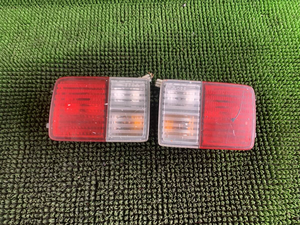●即決値段●動作OK●Z3-2 スズキ エブリィ DA64V 左右 セット テールランプ テールレンズ拍卖