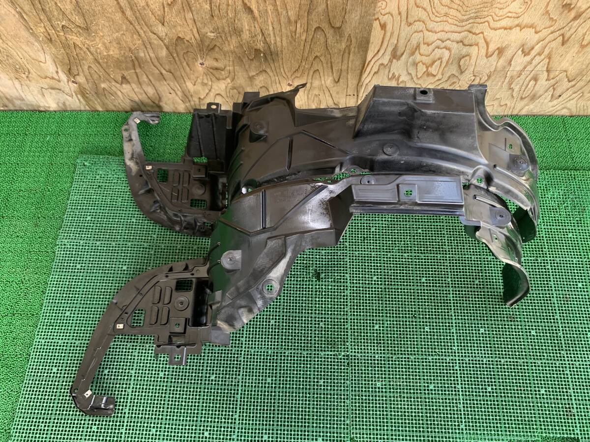 ●即決値段● Z2-2ホンダ ステップワゴン スパーダ RF5 助手席側 インナーライナー フェンダーライナー左右 運転席 泥よけ カバー拍卖