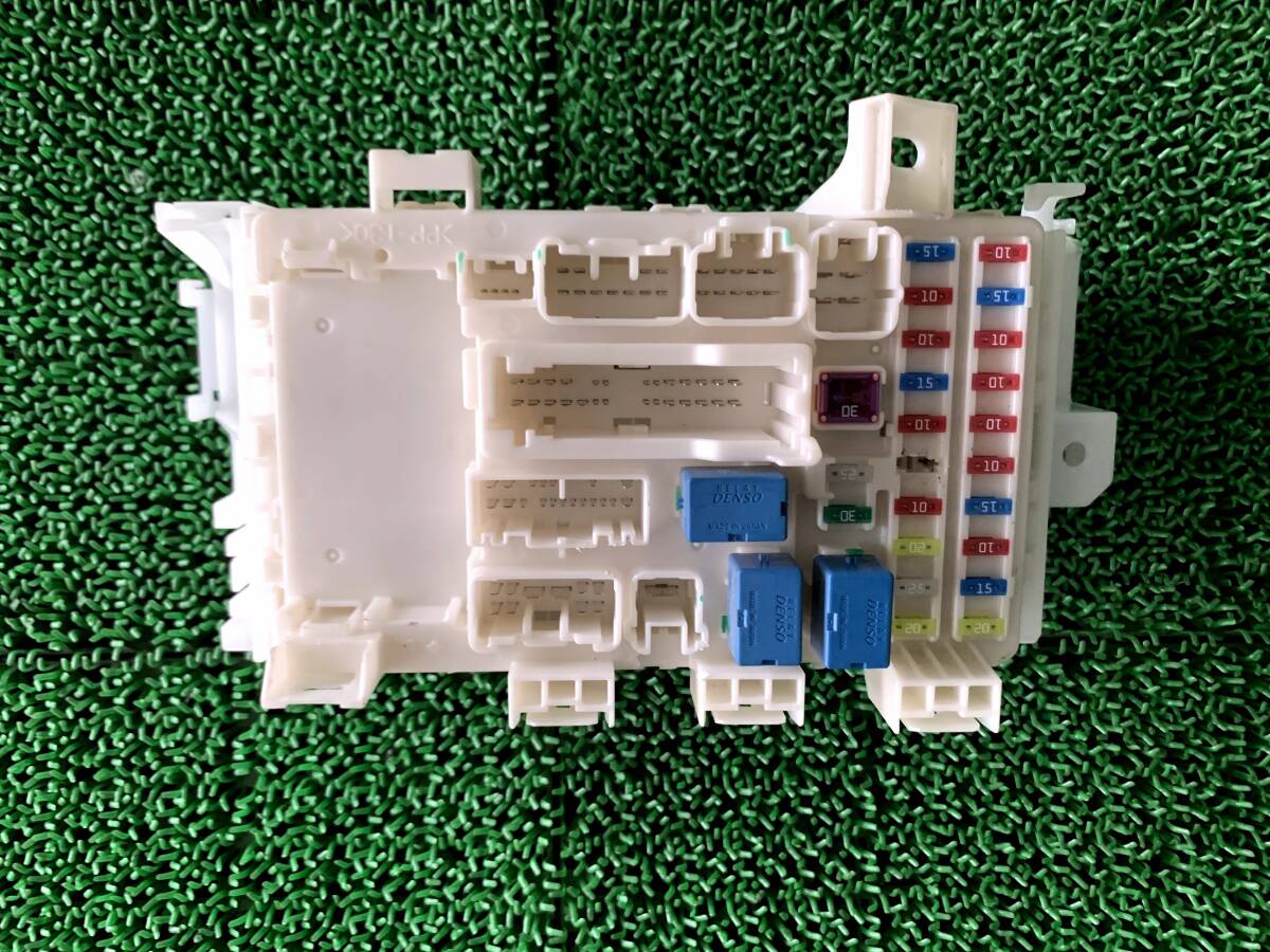 ●即決値段●動作OK●251005 日産 モコ MG33S MRワゴン MF33S 純正 室内 ヒューズボックス BOX リレー ヒューズBOX ジャンクションボックス拍卖