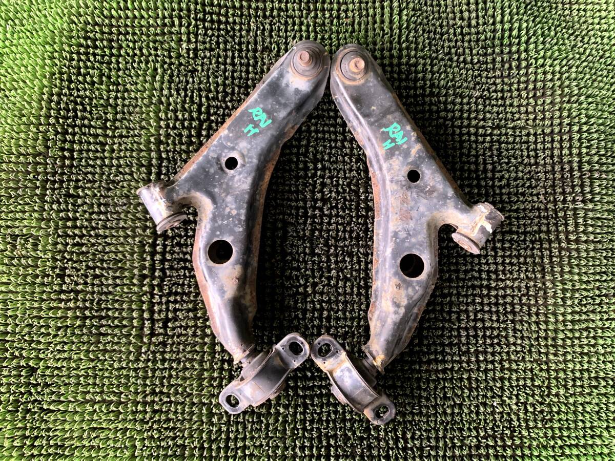 ●即決値段●ガタ無し● スバル プレオ RA1 RA2 RV1 RV2 純正 フロント ロアアーム 左右 セット F ロワアーム 右 左拍卖