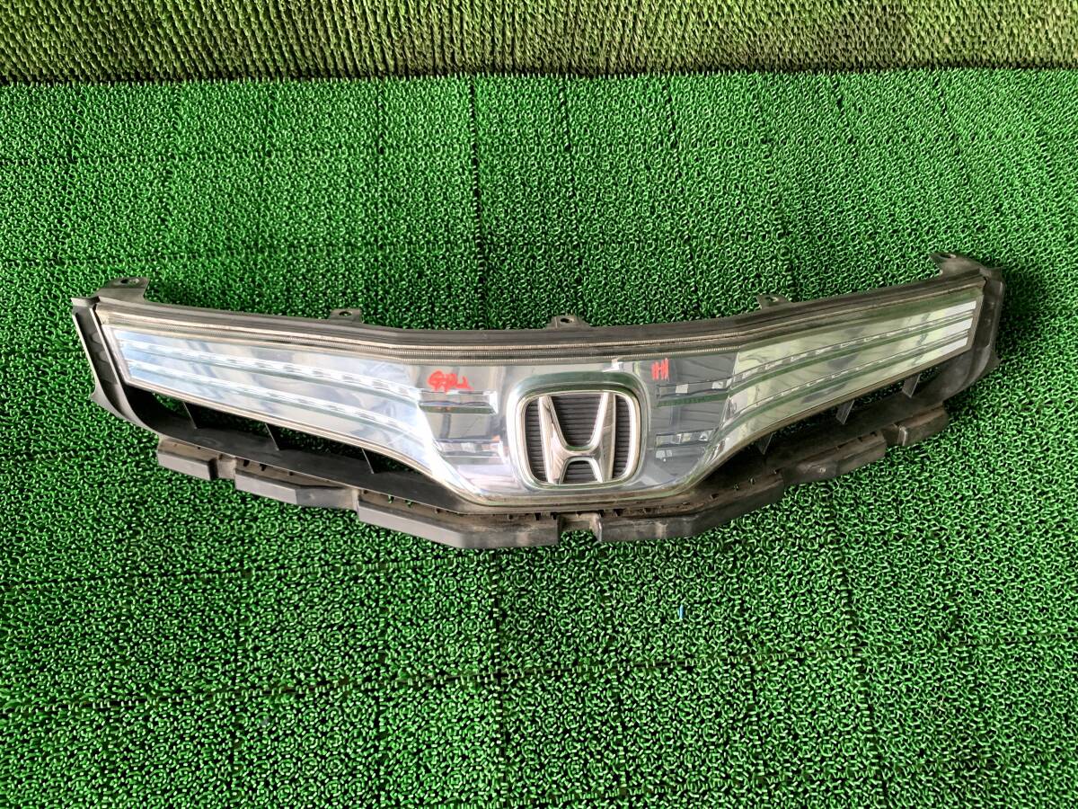 ●即決値段● ホンダ フィットシャトル GP2 フロントグリル ラジエーターグリル 71121-TF9-003拍卖