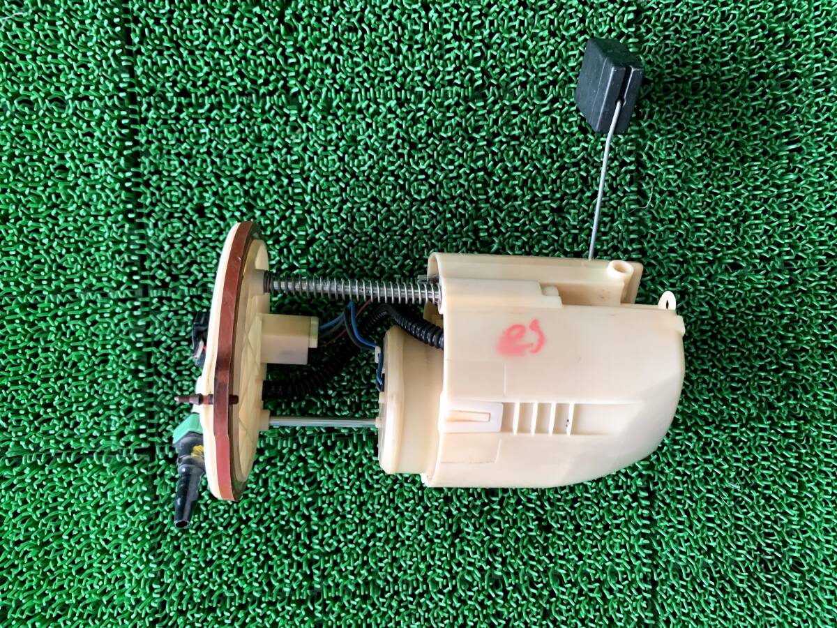 ●即決値段●動作OK● 251025 マツダ ビアンテ CCEFW 純正 フューエルポンプ 燃料ポンプ ガソリンポンプ拍卖