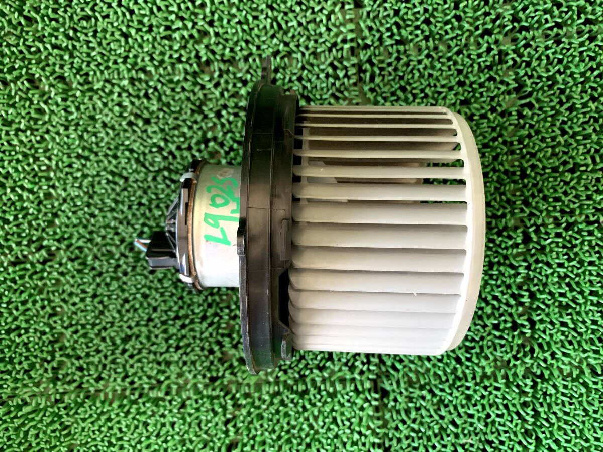●即決値段●動作OK● Z2-1 ダイハツ ムーヴ L902S L900S 純正 ヒーター ブロアモーター エアコン ブロアモーター ファン拍卖
