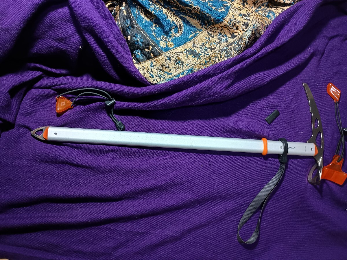 美品 ペツル PETZL CHARLET シャルレ ピッケル リシュ カバー有り 68cm 登山 雪山 厳寒期 バックカントリー拍卖