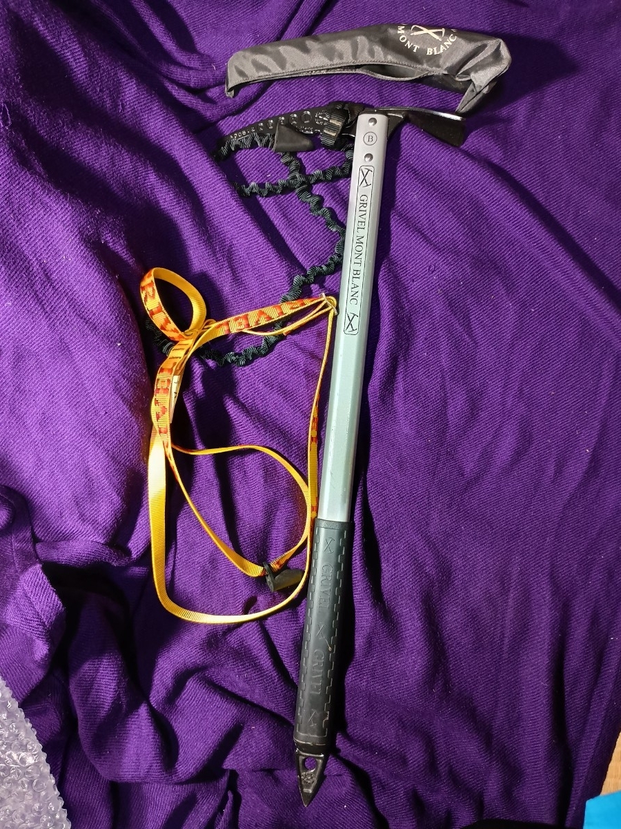 美品 グリベル GRIVEL モンブラン リシュ カバー有り 65cm 登山 雪山 厳寒期 バックカントリー拍卖