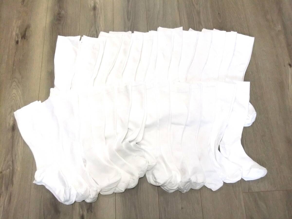 169 未着用品 ナイロン着圧ハイソックス30足 24-26㎝ ホワイト 加圧 引き締め コンプレッション 靴下 むくみ すっきり ひざ下 日本製拍卖