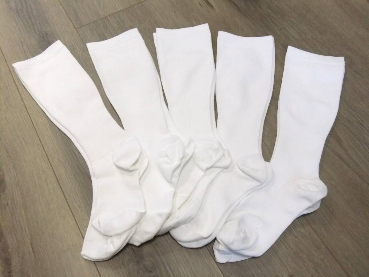 188 未着用品 ナイロン着圧ハイソックス5足 24-26㎝ ホワイト 加圧 引き締め コンプレッション 靴下 むくみ すっきり ひざ下 日本製拍卖