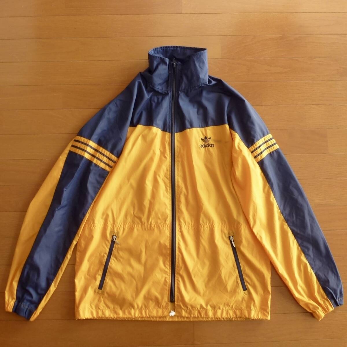 80s デサント製 adidas アディダス ナイロンジャケット トレフォイル ロゴ入り サイズO 黄色 即決あり!拍卖