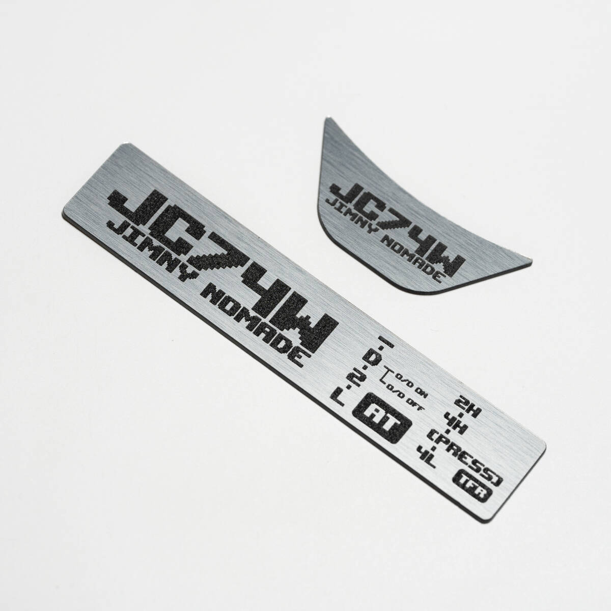 スズキ ジムニーノマド(JC74W)用 シフトパターンプレートセット(AT/シルバー)拍卖