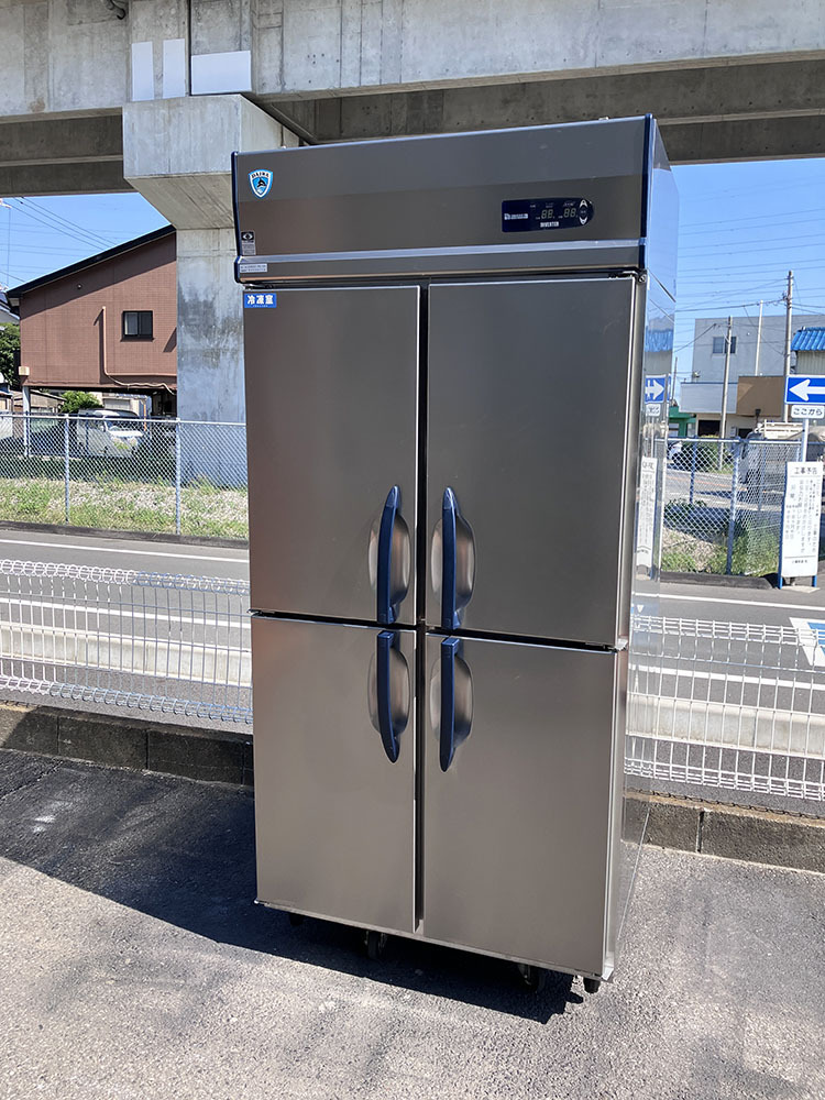 2020年製 大和冷機 縦型冷凍冷蔵庫 333S1-PL-EC 1凍3蔵 三相200V 幅900 奥行800 高さ1912mm 4ドア ダイワ 厨房 業務用 中古拍卖