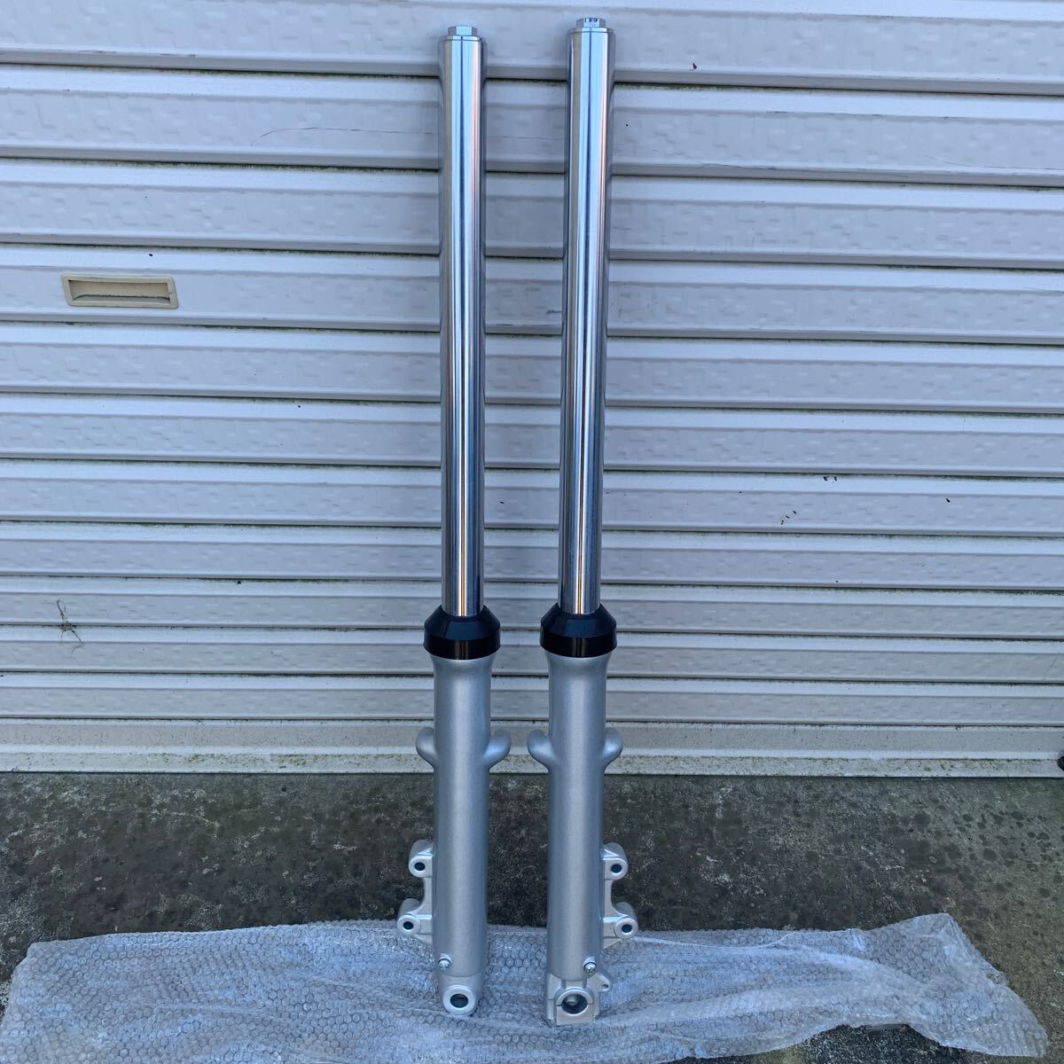 GS400 ダブルディスク フロントフォーク 新品 未使用 希少 GSX400E GT380 GSX250E ゴキ ザリ GSX400F CBX400F CB250T ホーク バブ拍卖