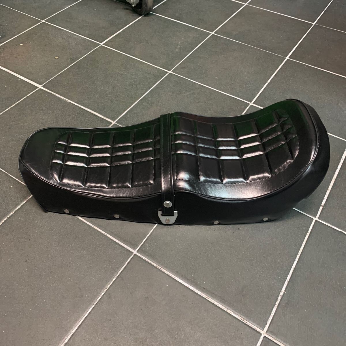 GS400 タックロール シート 希少 新品 GS400E GT380 GSX400E ゴキ ザリ ホーク バブ CB250T CBX400F CB400T CBR400F 1拍卖