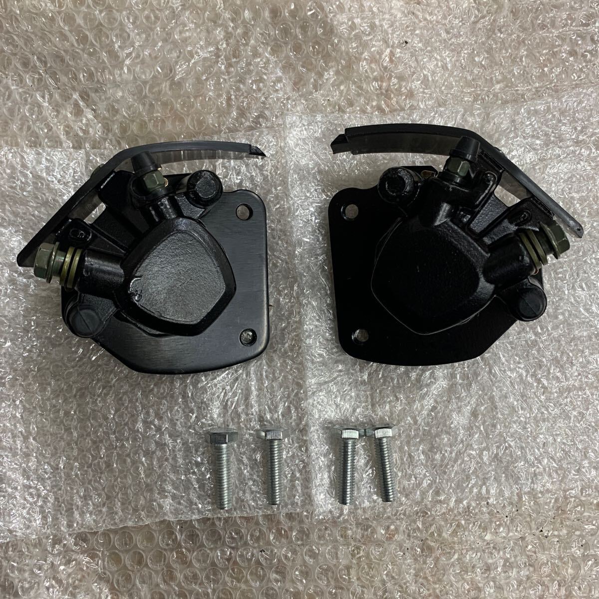 新品 未使用 GS400 GT380 GSX400F GSX400E キャリパー ダブル ダブルディスク ゴキ ザリ CBX400F CB250T ホーク バブ拍卖