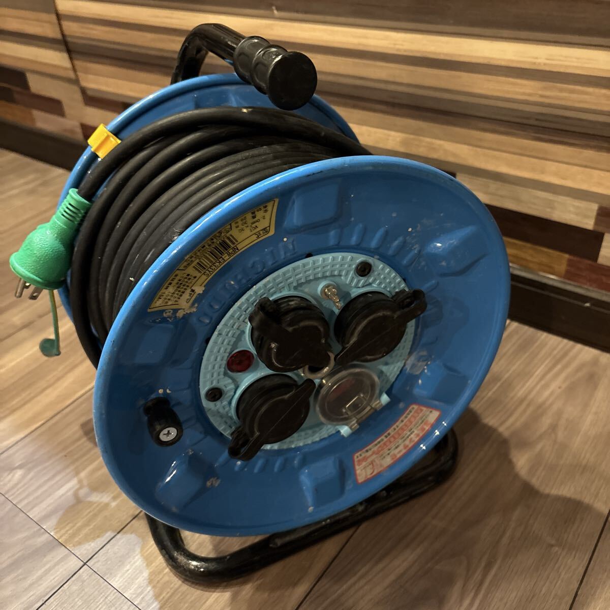 電工ドラム コードリール 日動工業 30メートル 100V 延長コード 中古拍卖