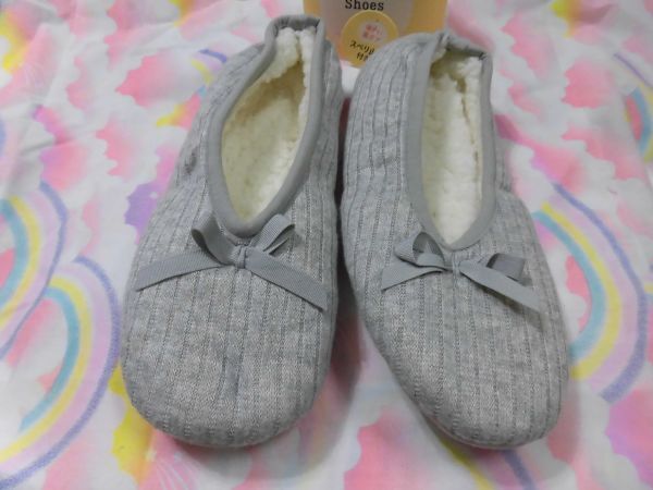 1832-1 婦人裏ボア ルームシューズ (滑り止め)薄いグレー拍卖