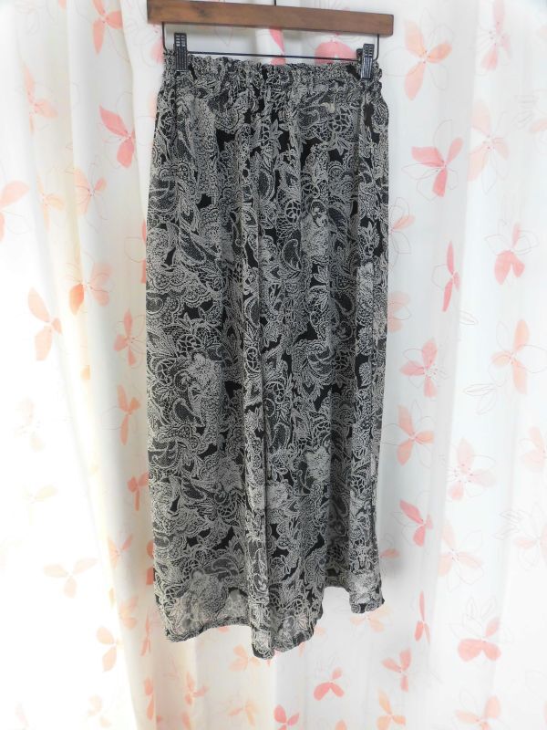 954 Seduire花柄パンツ キュロット サイズLL拍卖