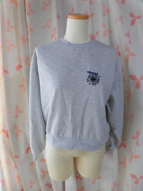 971 GORGE背中のお花がきれいなトレーナー サイズF拍卖