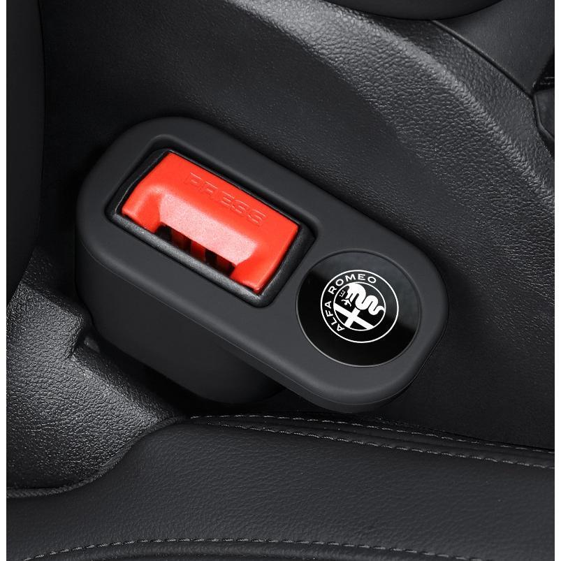 アルファロメオ シートベルトバックル保護カバー シリコン シートベルトガードレシーバー 傷防止 座席ベルト保護カバー 2個セット拍卖