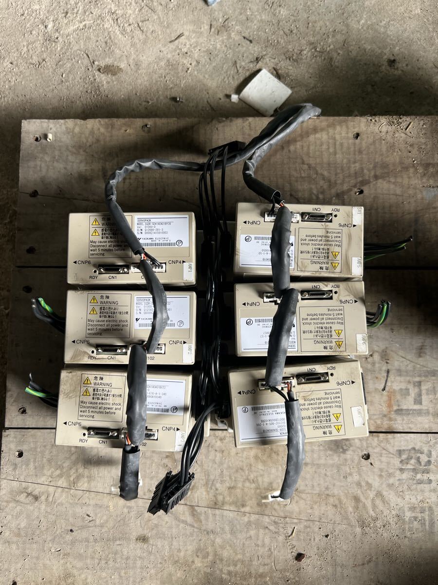 YASKAWA 安川電機 産業ロボット用 サーボアンプユニット SGDR-SDA140A01BY38 x1個/SGDR-SDA140A01BY22 x2個/ SGDR-SDA060A01B x3個拍卖