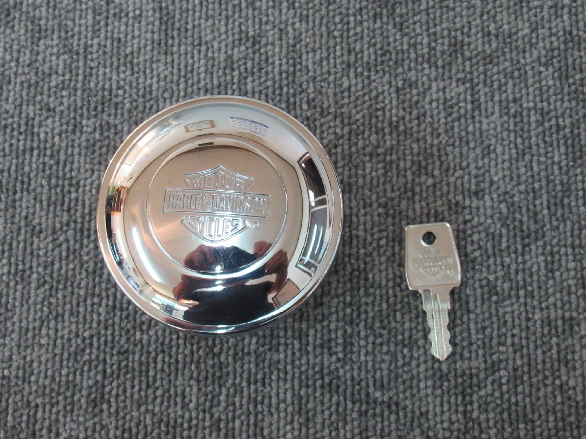 綺麗 ハーレー 純正 鍵付き タンクキャップ フューエルキャップ ソフテイル ダイナ スポーツスター ツーリング ■デ18拍卖