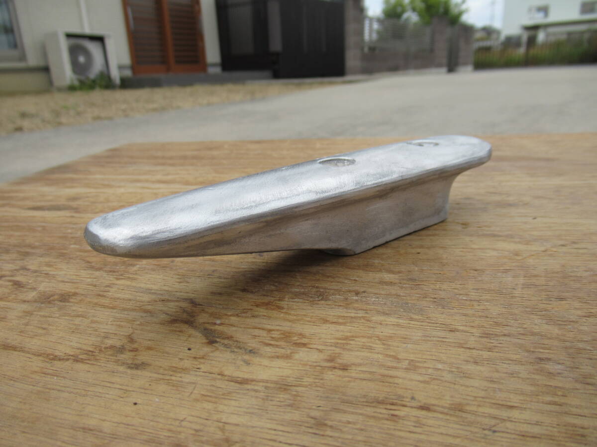 アルミ製 クリート 約16cm×約3.5cm×約3cm(高さ) 中古 ③拍卖