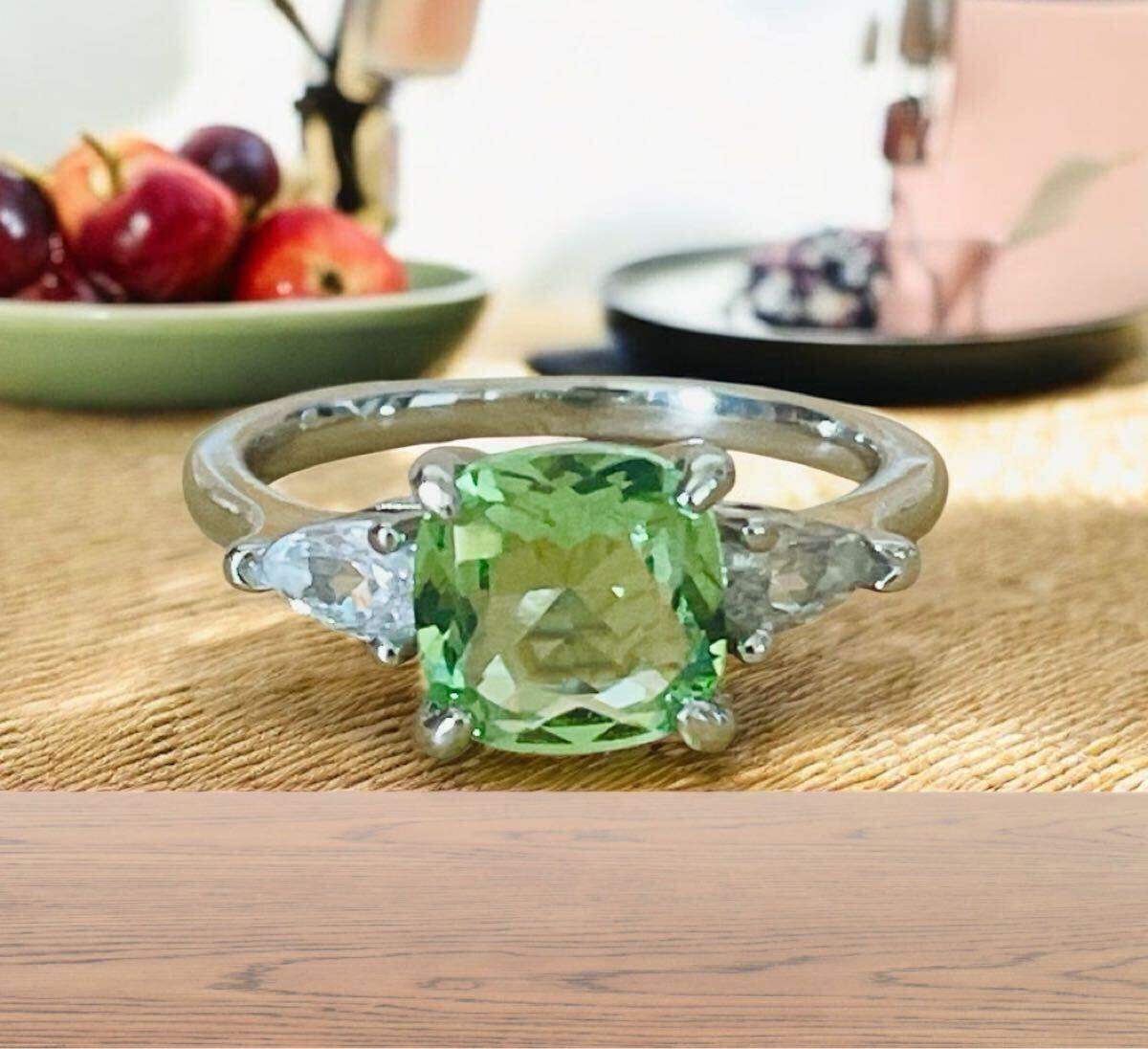 ★送料無料★匿名配送★ペリドット?昭和リング ヴィンテージ アンティーク サイズ16号拍卖