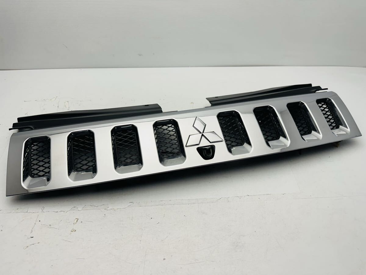 美品 三菱デリカ D:5 前期 CV1W CV5W 純正 フロントグリル 7456A366 メッキ CV2W CV4W カメラ付き (U254)拍卖